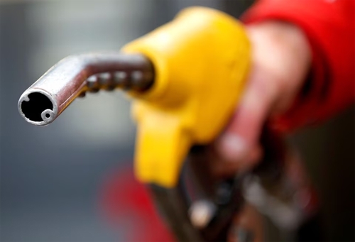 Giá xăng dầu hôm nay (3-8): Tăng tốc trở lại